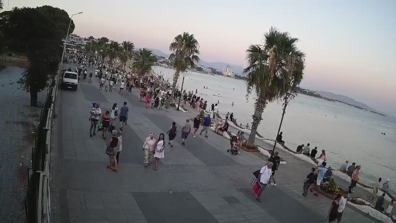 Didim › North-East: Yalı Caddesi