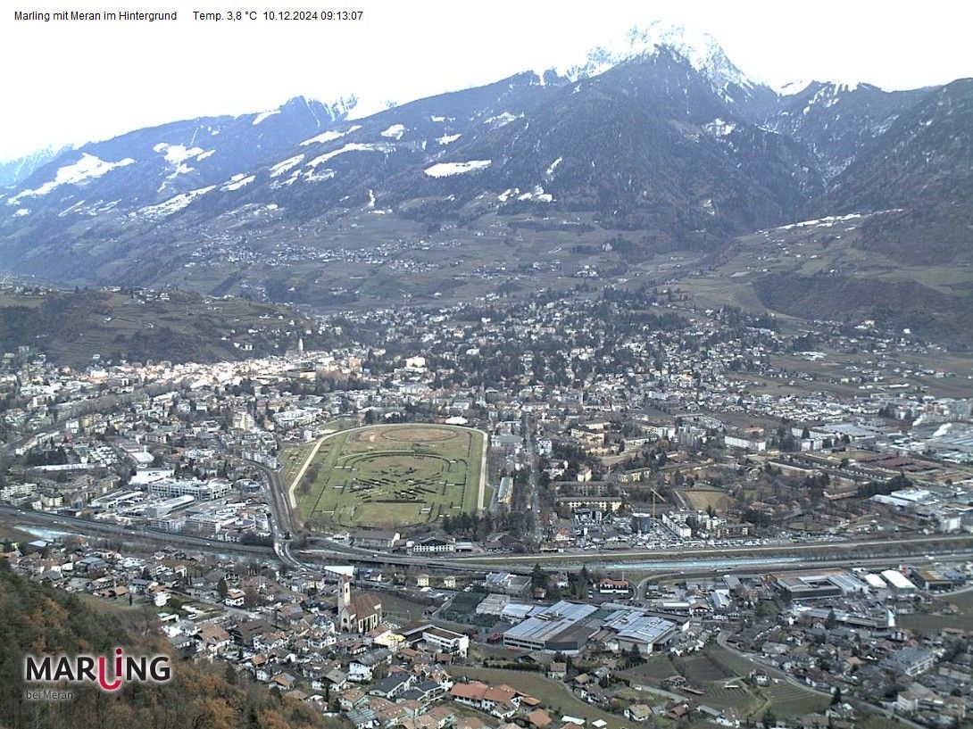 Marling - Marlengo: Blick auf die Kurstadt Meran