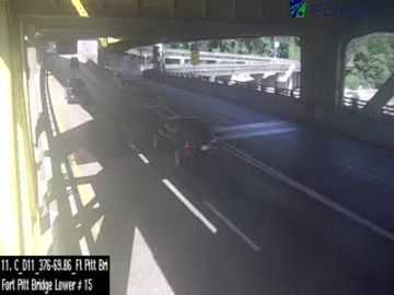South Shore: I-376 @ MM 69.86 (FT PITT BRIDGE - LOWER DECK #)