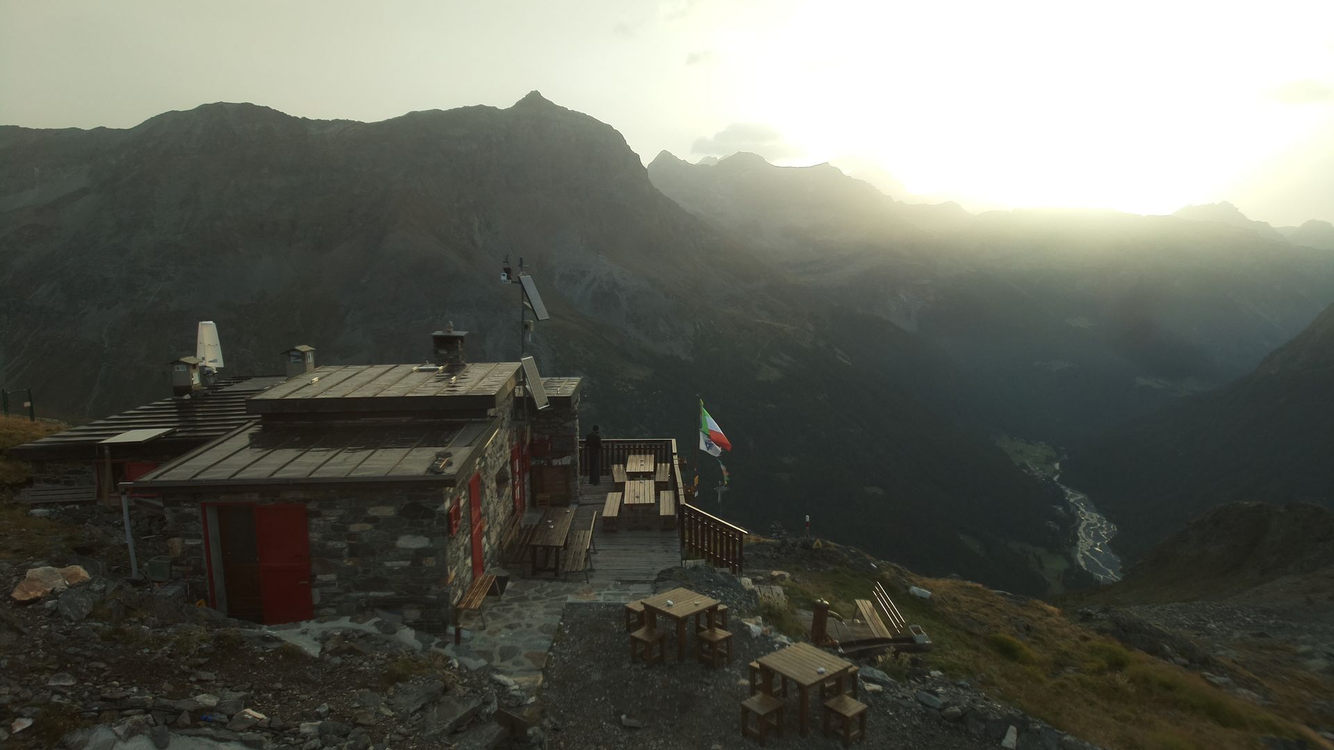 Chiareggio › North-East: Rifugio Del Grande Camerini
