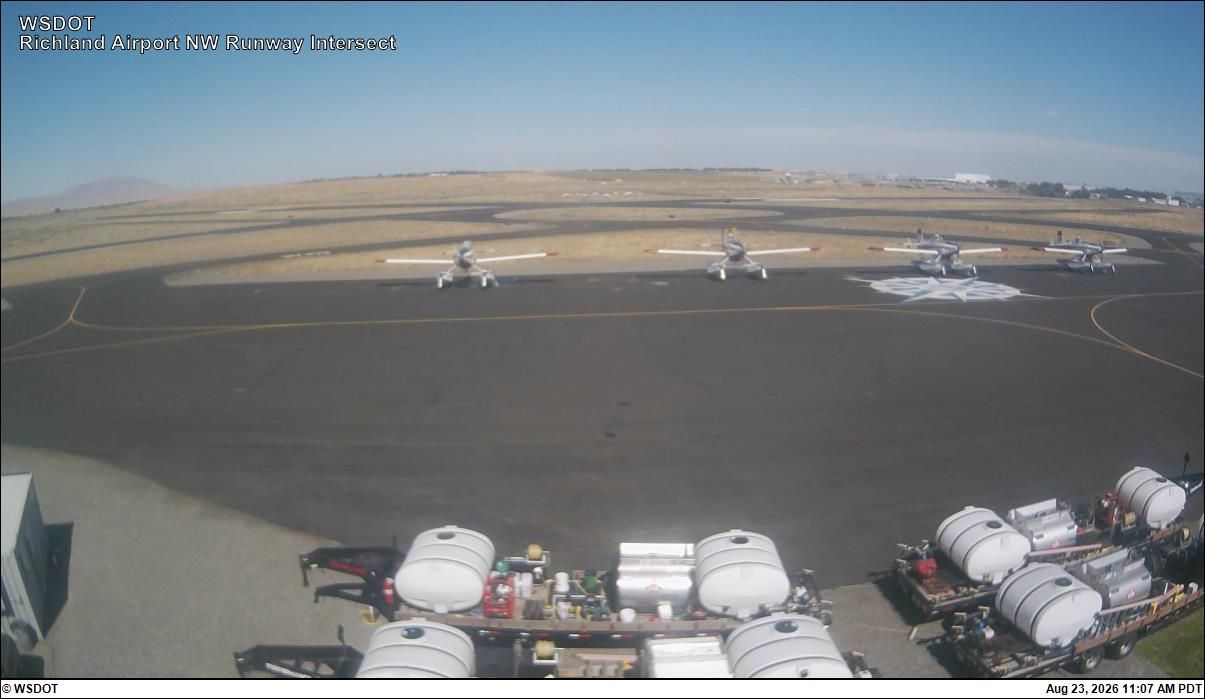 Richland › South: Airport Runway Intersection