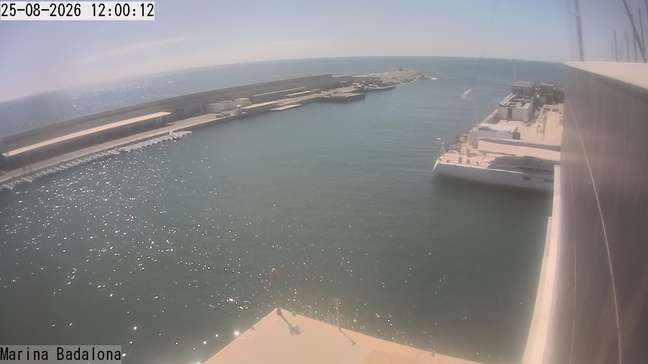 Sant Adria de Besos › South-East: Marina de Badalona