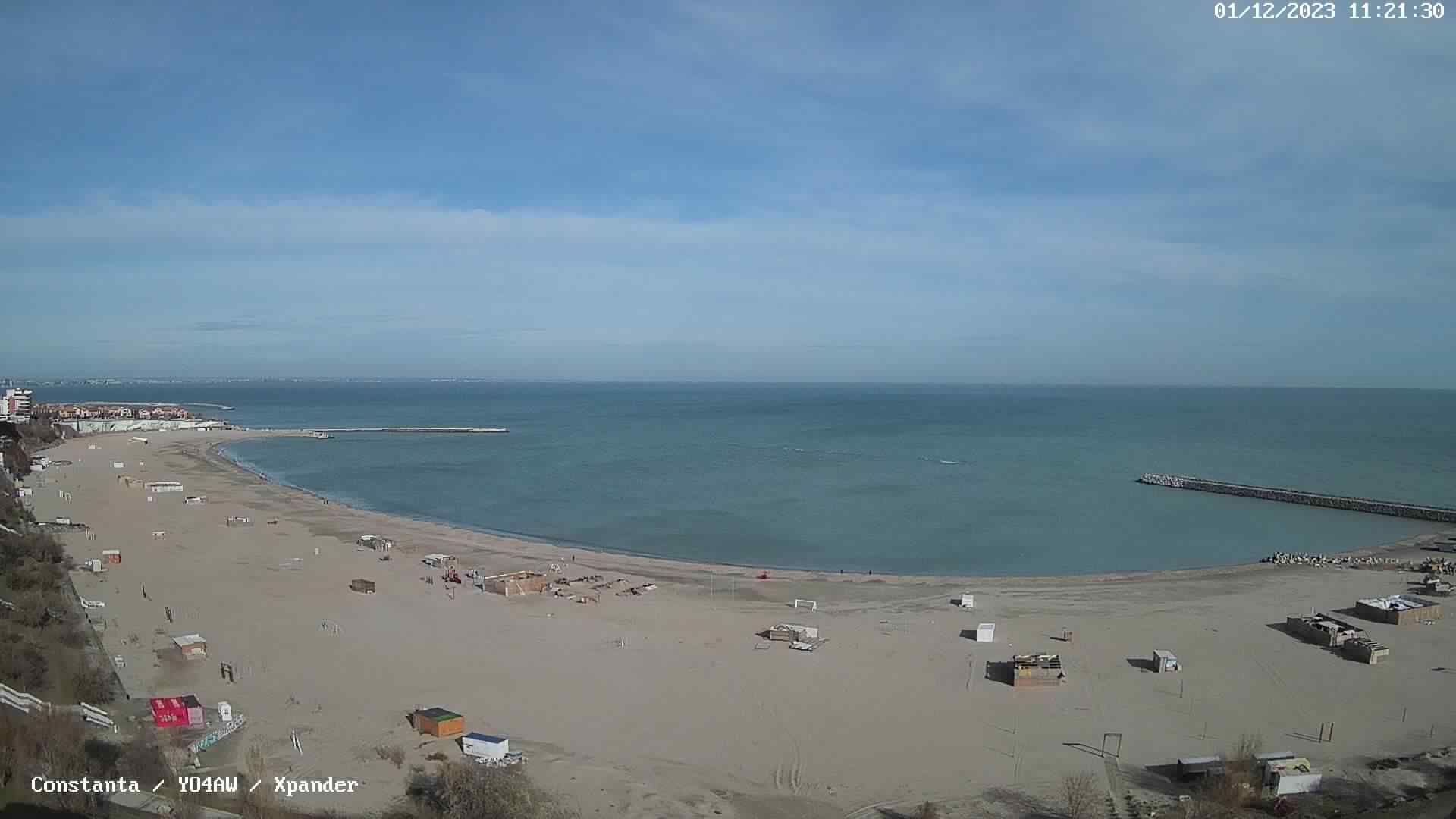 Zona Centrala › East: Modern Beach