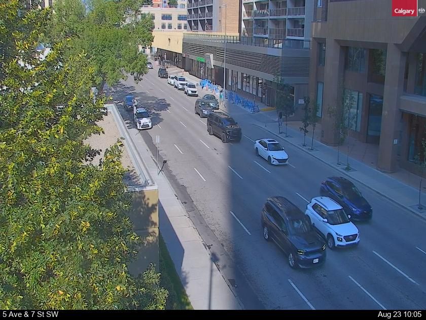 Downtown West End: 5 Avenue - 7 Street SW