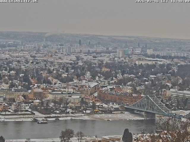 Dresden: Blaues Wunder