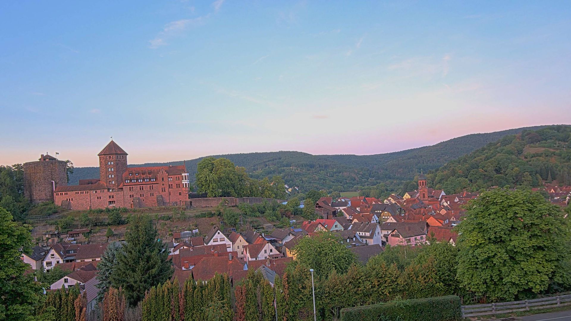 Rieneck › North-East: Bildungs-u. Erholungswerk Burg Rieneck e.V.