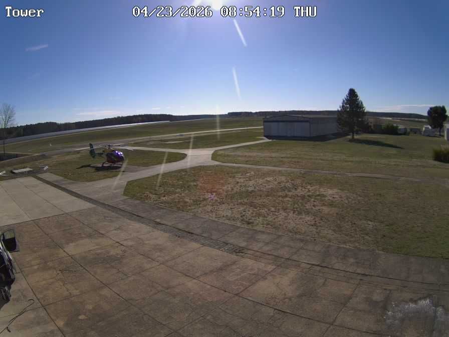 Neuhausen › East: Flugplatz - Verkehrslandeplatz Cottbus