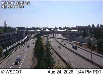 Bellevue: SR 520 at MP 10.1: NE 40th St