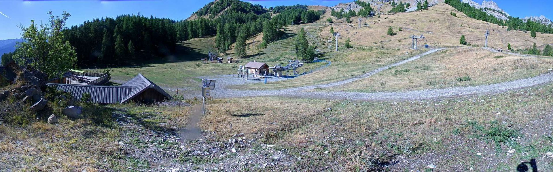 Reallon: Ski Resort (Panoramic)
