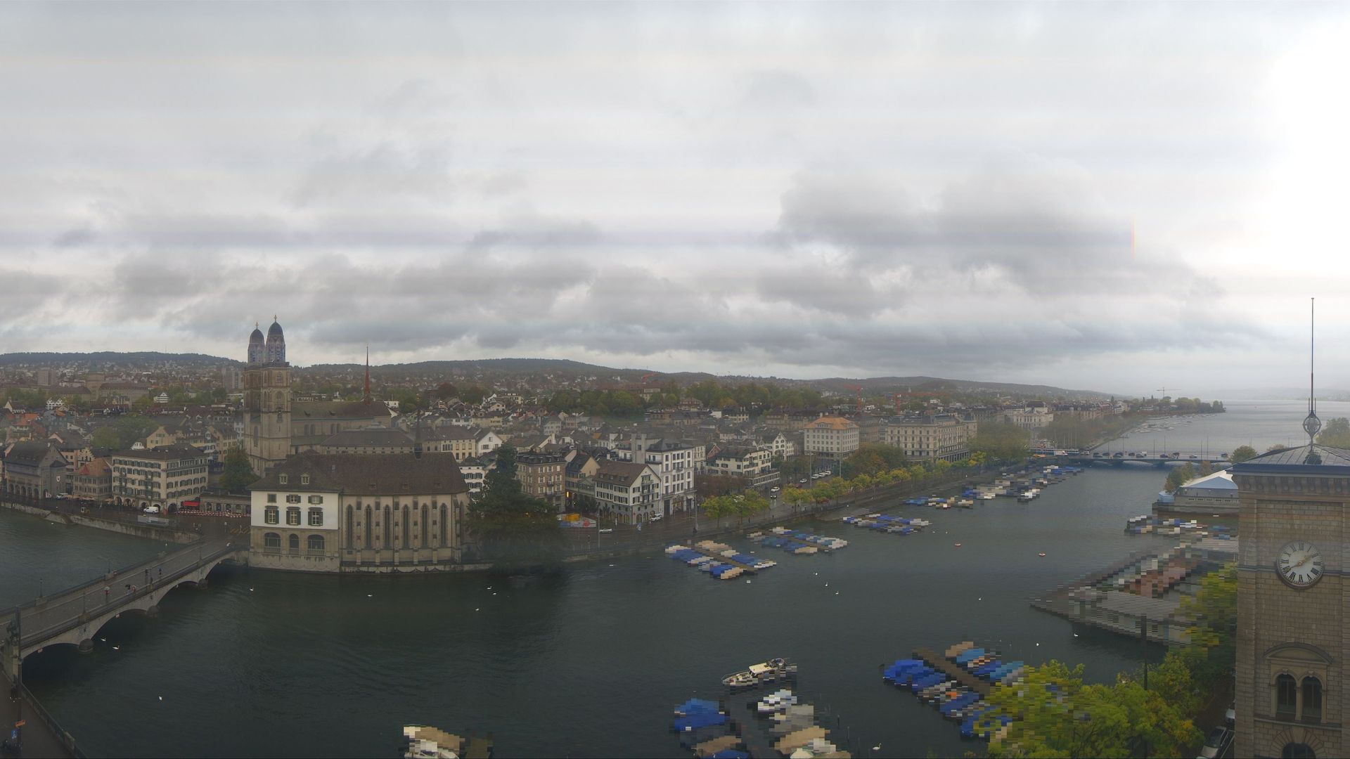 Zurich: Helmhaus - Frauenbad Stadthausquai - barfussbar - Grossmünster - Zurich town hall - Limmat - Lake Zurich