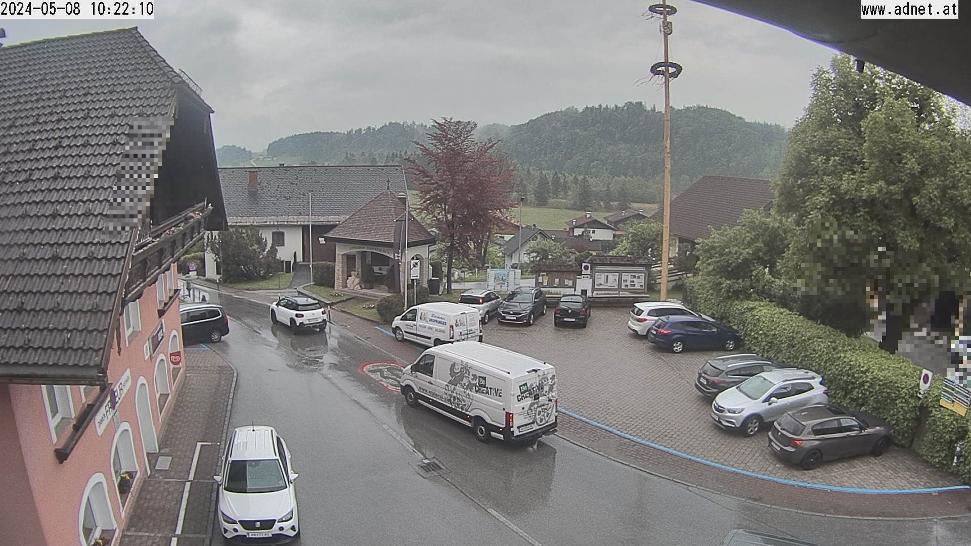 Adnet › South: Gemeindeamt - Dorfplatz