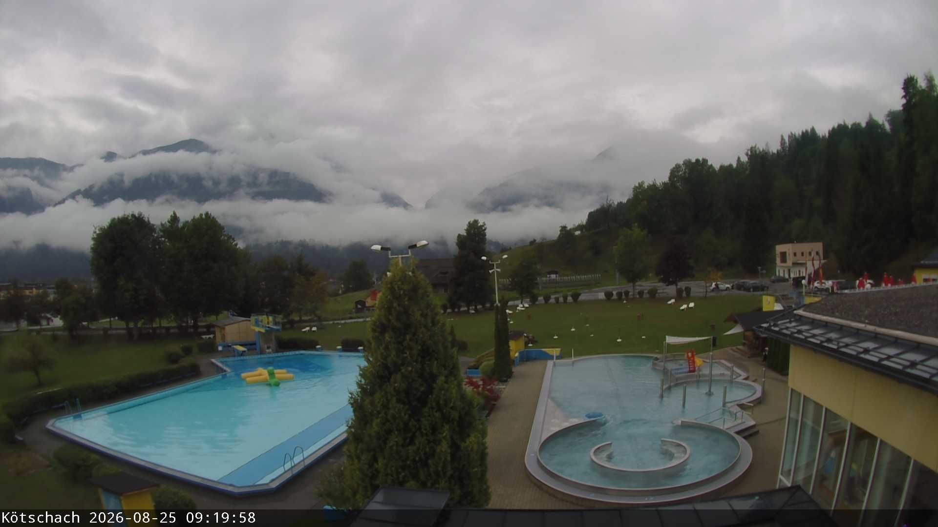 Kotschachdorf: Kötschach Mauthen - Kärnten - Webcam 1 - Aquarena - Blick auf die Karnischen Alpen