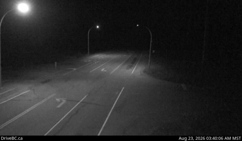 Dawson Creek › East: Hwy 97 (John Hart Hwy) at Mason Rd/237 Rd, looking east
