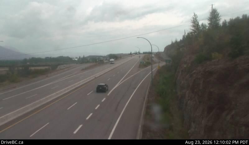 Armstrong › North: Hwy 97A at Larkin Cross Rd, about 14km north of Vernon, looking north