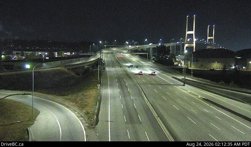 Delta › South: Hwy 91 on Annacis Island at the Cliveden Ave Overpass, looking south