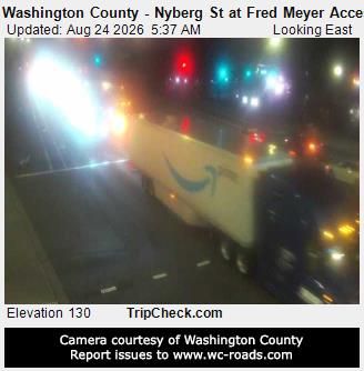 Tualatin: Washington County - Nyberg St at Fred Meyer Access
