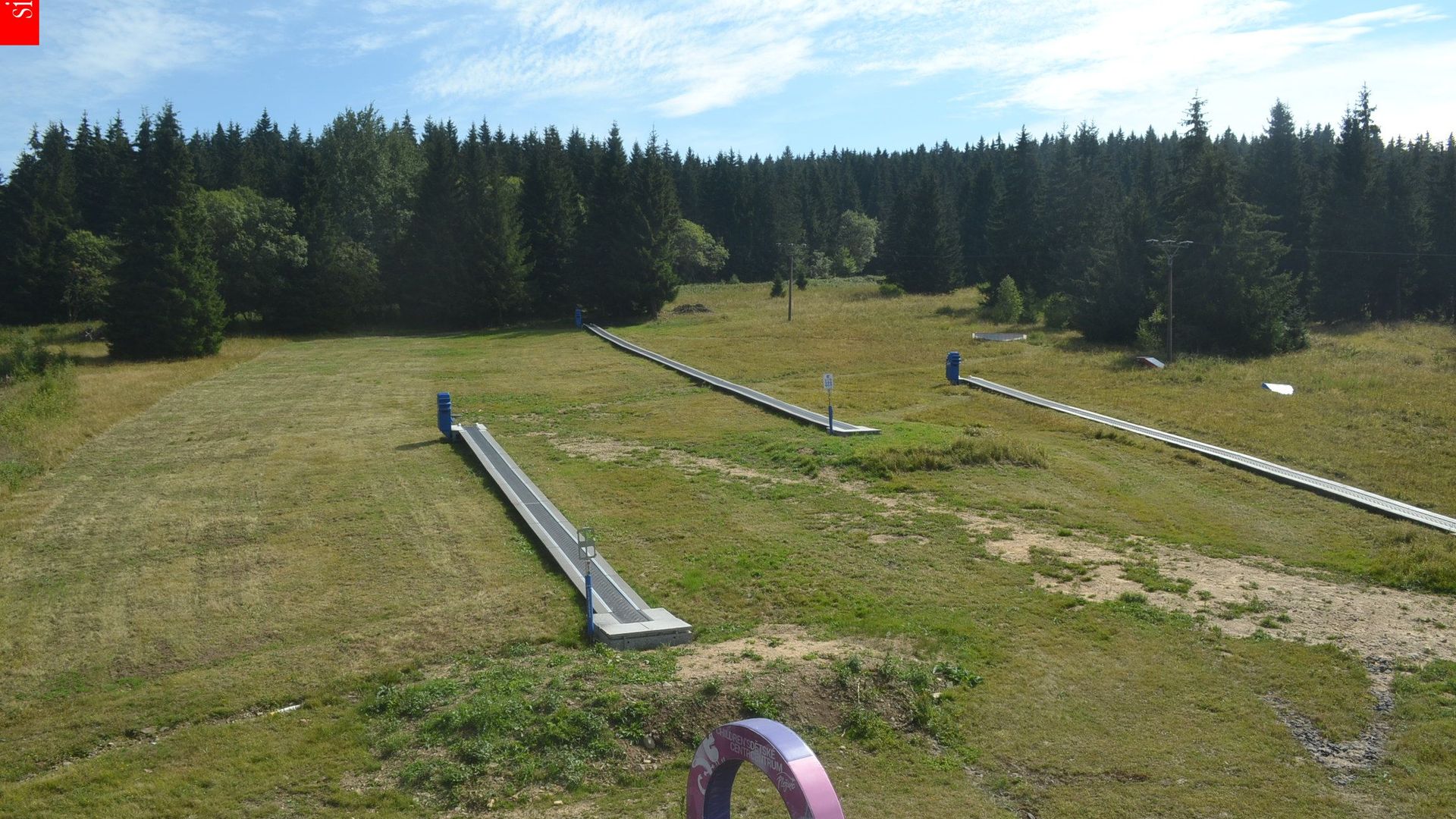 Pstruzi: Skiareál Plešivec Modesgrund