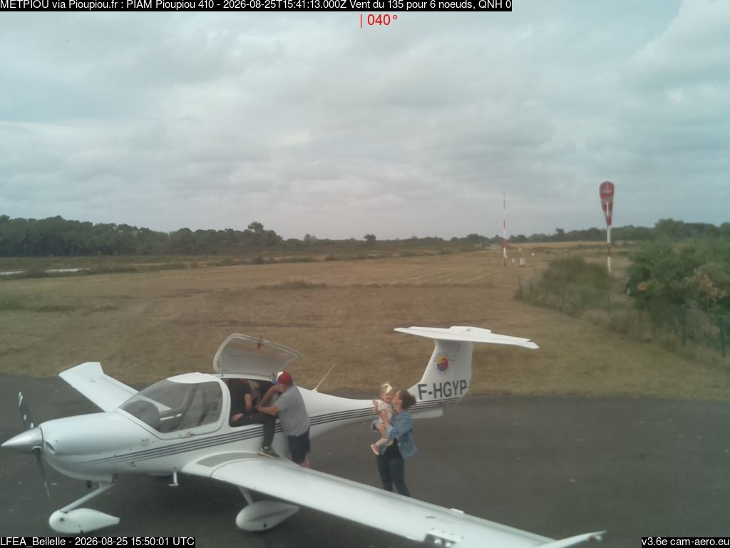 Bangor › North-East: Airfield Belle Île