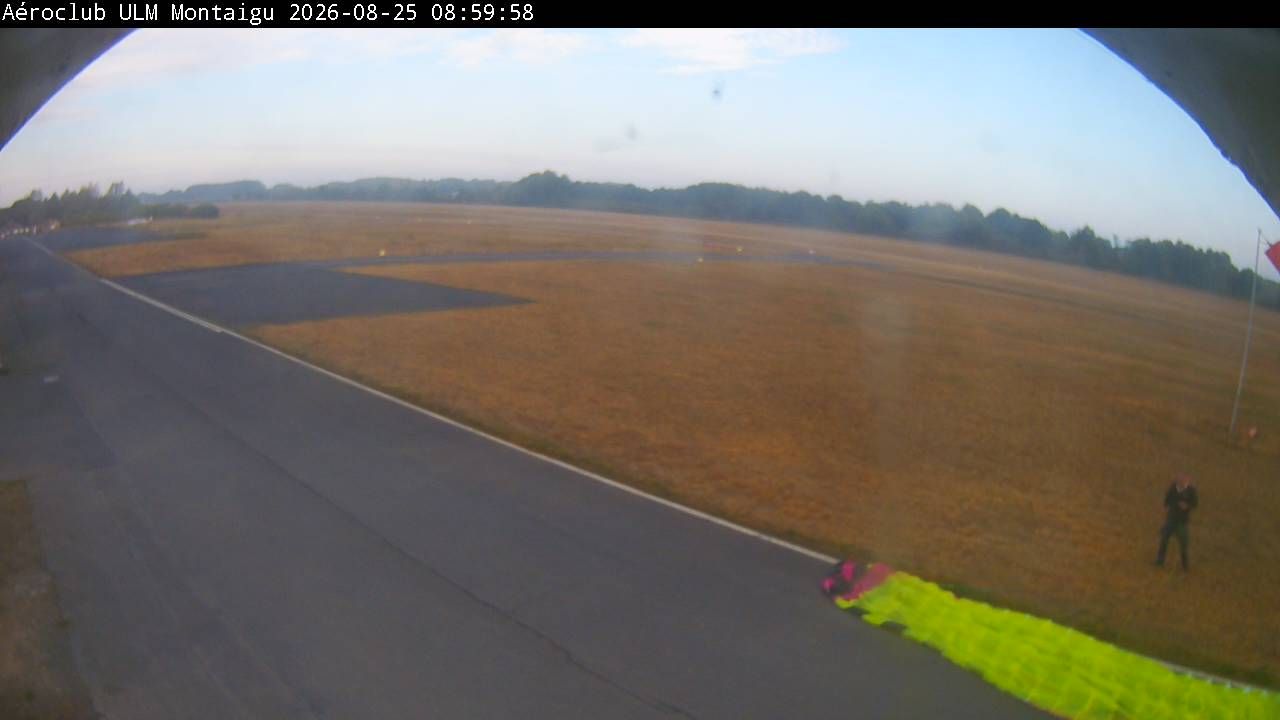 Montaigu-Vendee: Montaigu-Saint-Georges Airport