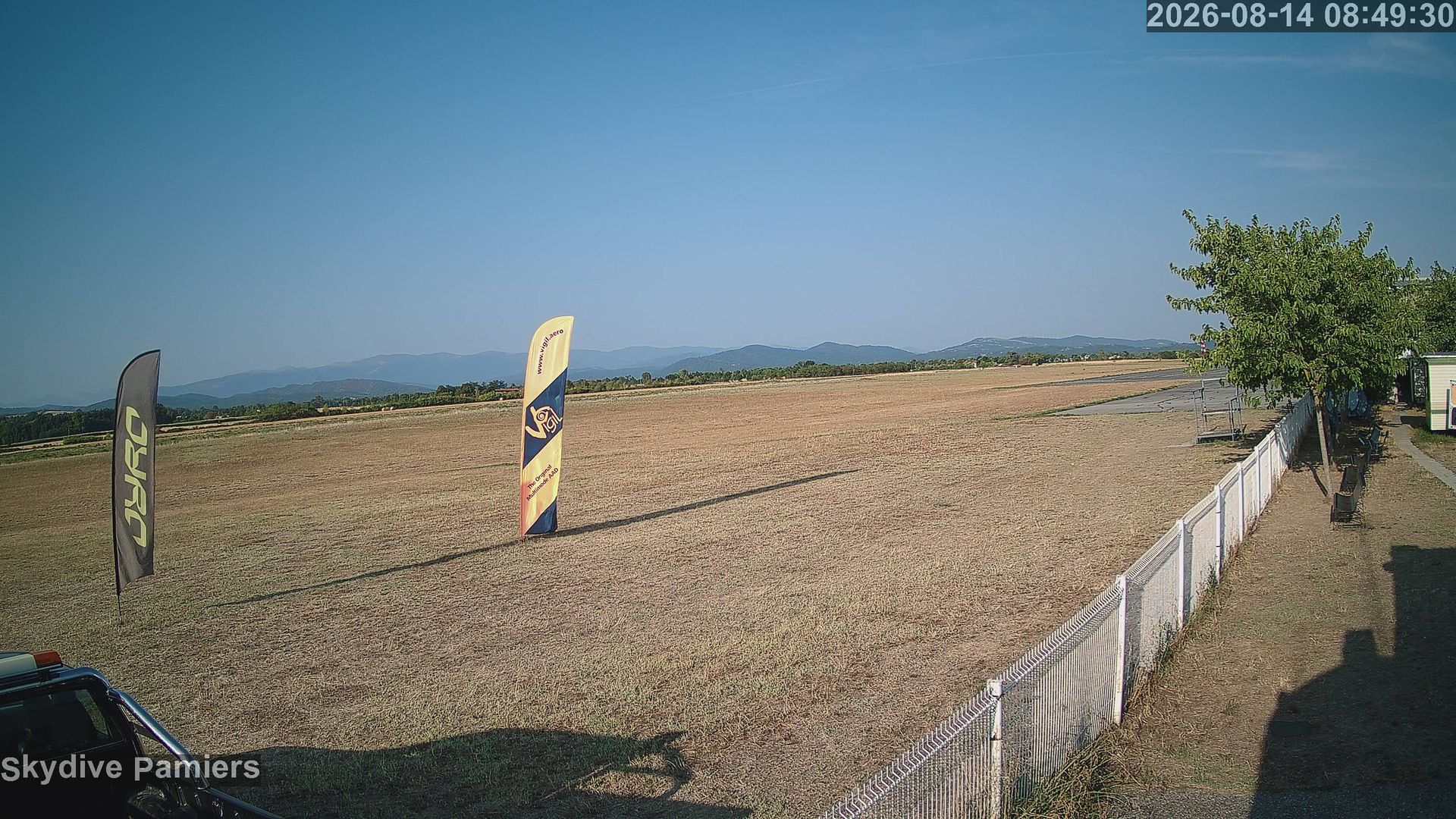 Les Pujols: Languedoc-Roussillon-Midi-Pyrénées - Pamiers Skydive