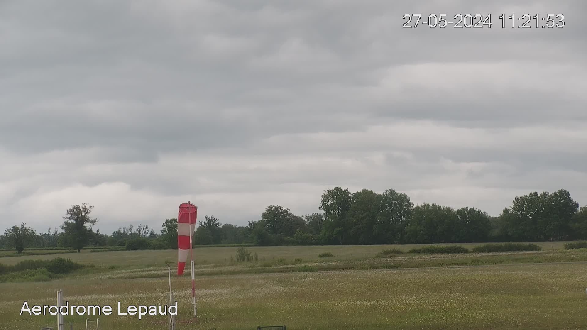 Lepaud › North: Montluçon – Guéret Airport