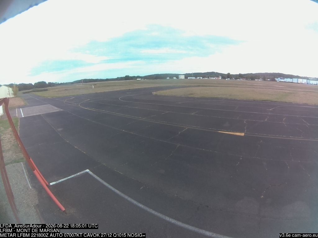 Aire-sur-l'Adour › South-East: Aérodrome