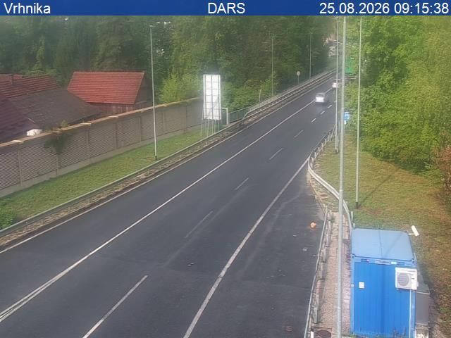 Vrhnika: A1/E61/E70, Ljubljana - Koper