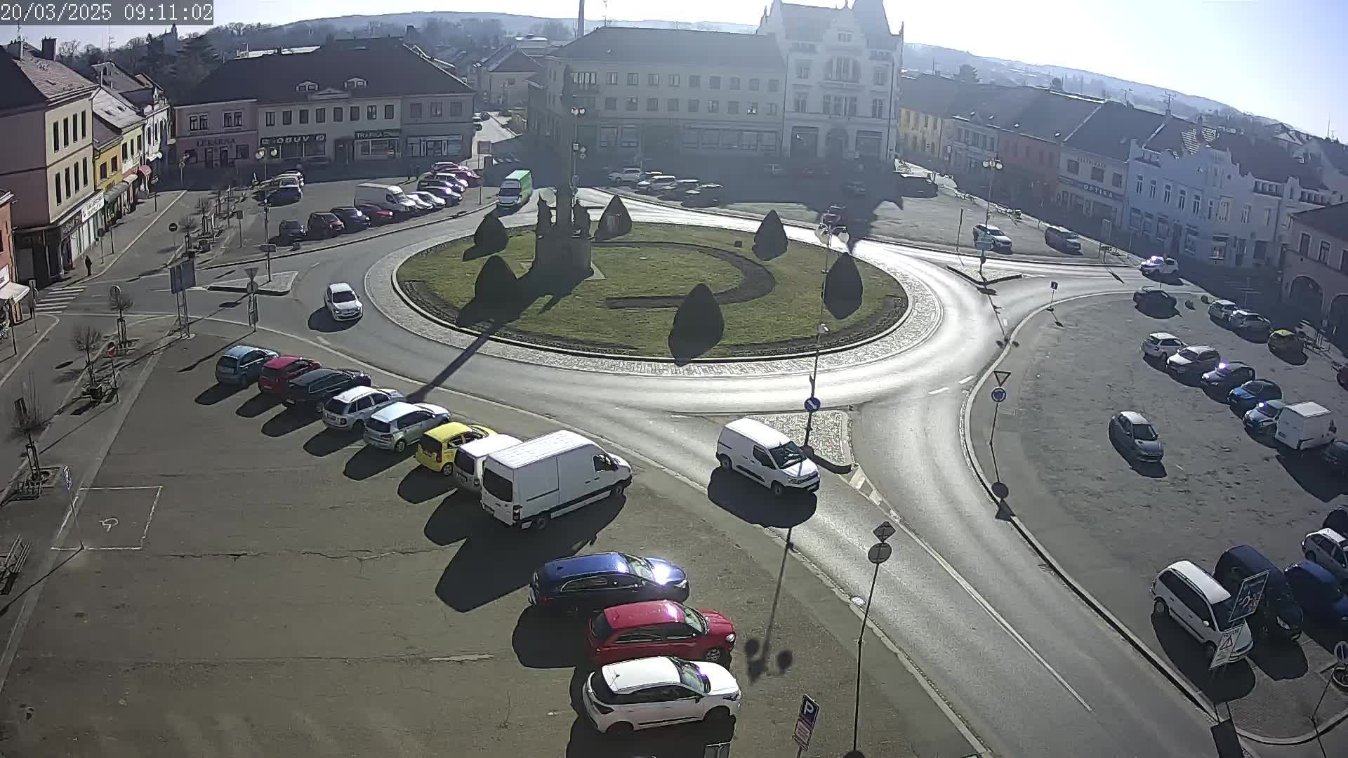 Novy Bydzov › East: Masarykovo náměstí