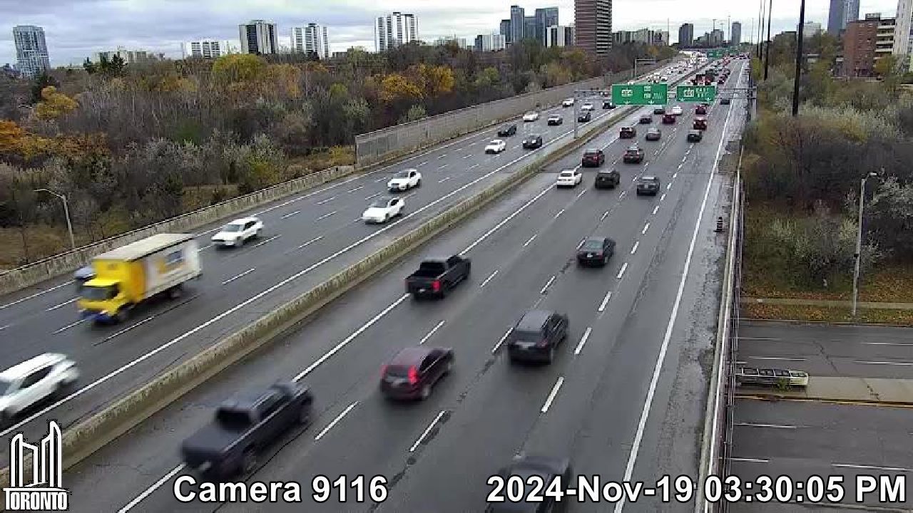 Toronto: York Mills Road - Don Valley Parkway