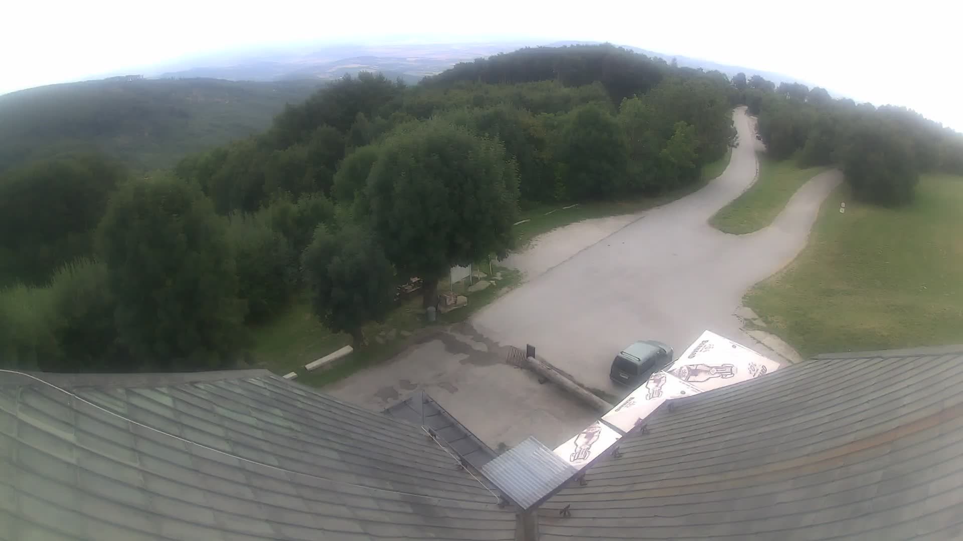 District of Nové Mesto nad Váhom › East: Holubyho chata
