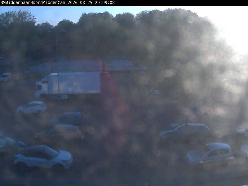 Hoogvliet Rotterdam: Barry's Middenbaan Noord (Midden) - WebCam